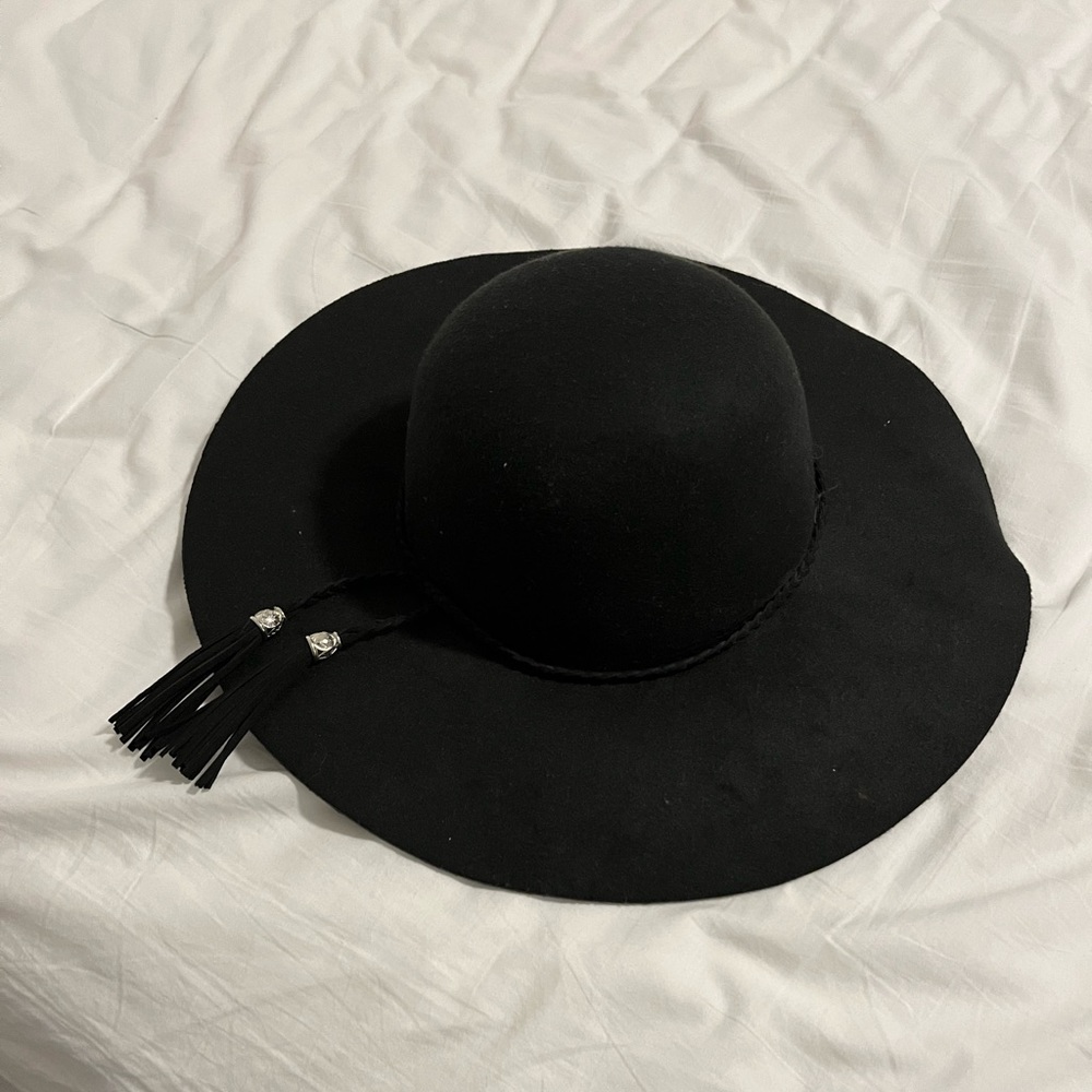 Black fabric hat, silver accents. Hardly used, perfect condition